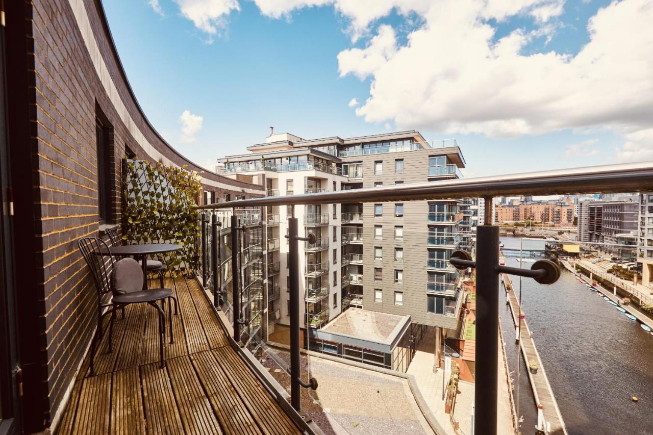 Deluxe River Canal View & Free Secure Parking! 리즈 외부 사진